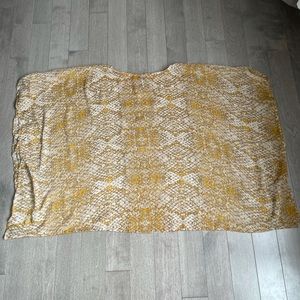 Accessory St snake skin patterned top Sz L